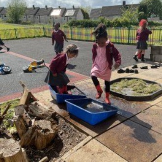 EYFS Bring a Story to Life with We’re Going on a Bear Hunt